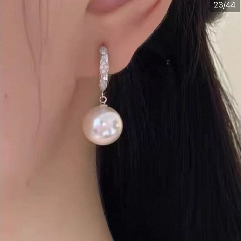 Elegant Freshwater Pearl Drop Silver Earrings
